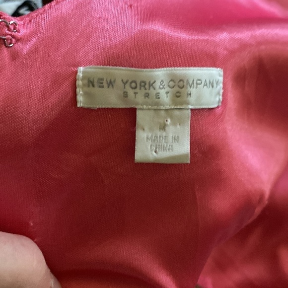 Pink unique New York, and Company dress size medium - Picture 5 of 6